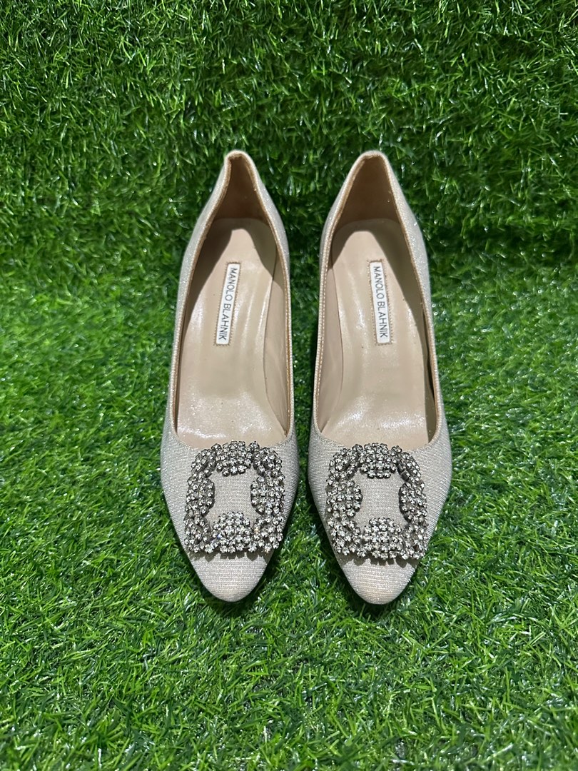 Manolo blahnik, Women's Fashion, Footwear, Heels on Carousell