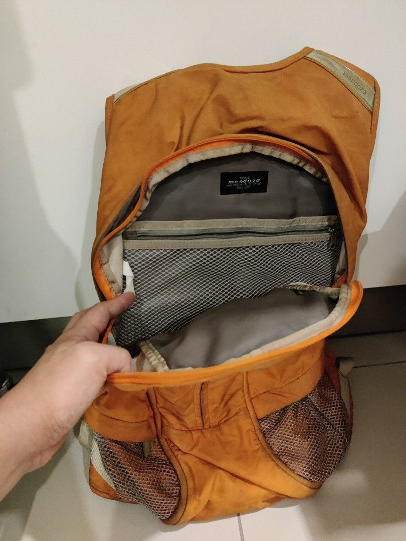 Mendoza backpack store