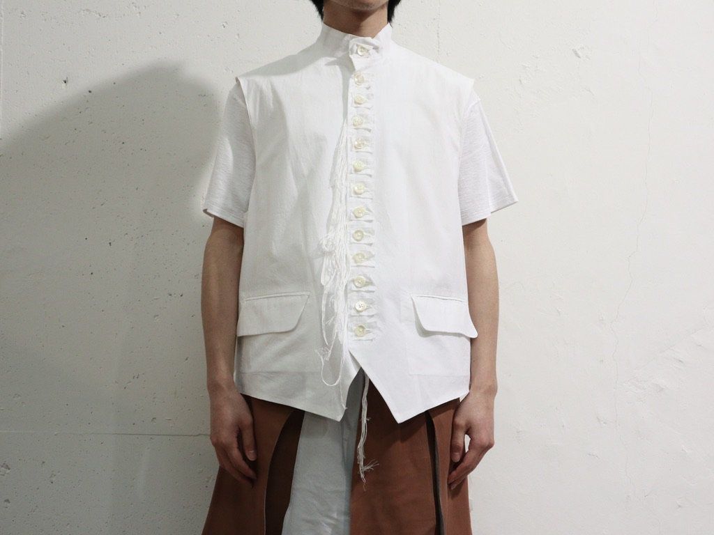 Midorikawa shirt vest in off white, 男裝, 上身及套裝, 背心- Carousell