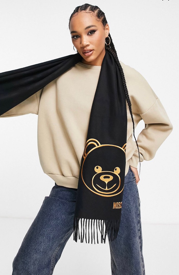 Moschino Teddy Logo Scarf Carousell