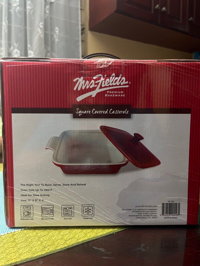 Mrs. Fields Premium Bakeware Square Covered Casserole (Category: Bakeware) located in Quezon City. Submitted by rebekkapacs29 (Listing ID 1260221252, Image 2). Description: Mrs. Fields Premium Bakeware square covered casserole - oven safe up to 450 F ideal for slow baking size: 11x9x3 inches.