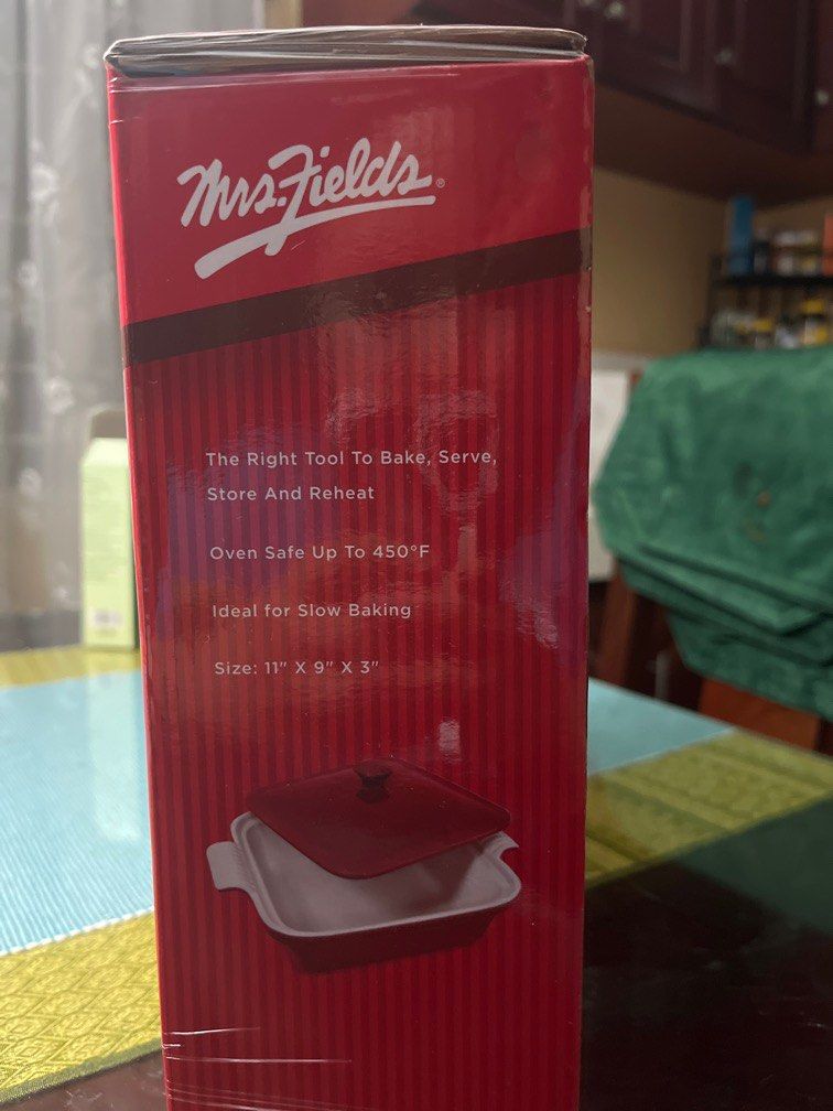 Mrs. Fields Premium Bakeware Square Covered Casserole (Category: Bakeware) located in Quezon City. Submitted by rebekkapacs29 (Listing ID 1260221252, Image 3). Description: Mrs. Fields Premium Bakeware square covered casserole - oven safe up to 450 F ideal for slow baking size: 11x9x3 inches.