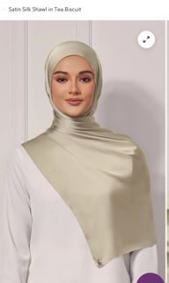(Category: ) located in . Submitted by preloved_bynoor (Listing ID 1260236183, Image 1). Description: .