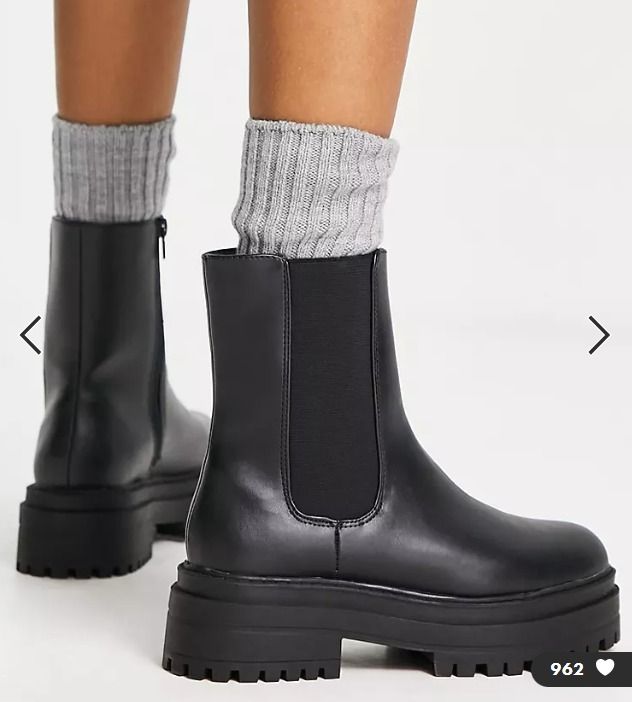 Newlook chunky boots on sale