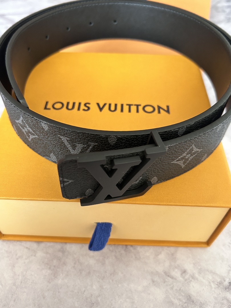 LOUIS VUITTON LV BELT Matte Black 4cm (4 COLOUR), Men's Fashion, Watches &  Accessories, Belts on Carousell