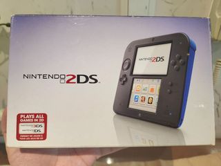 New Nintendo 2DS Black x Blue (Complete)