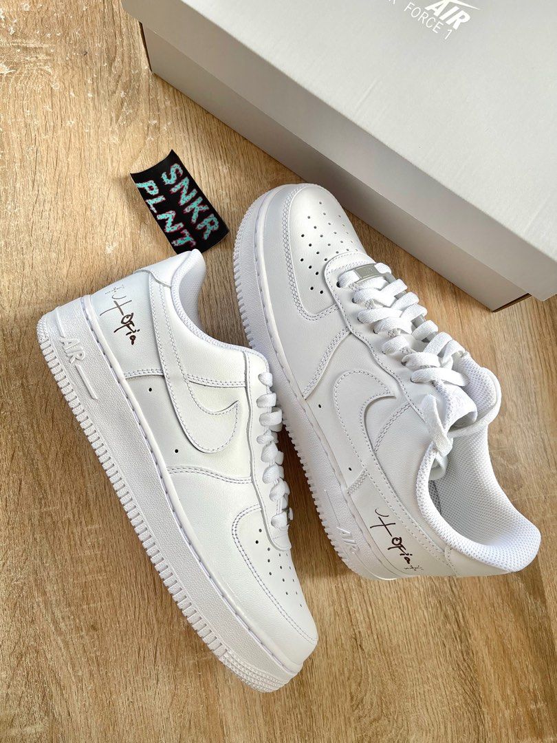 Travis scott air force 1 reflective hotsell