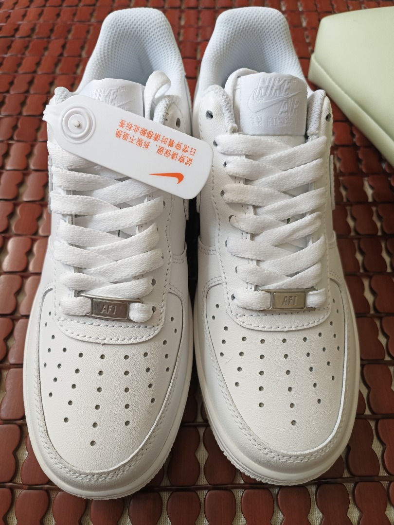 how much is nike air shoes