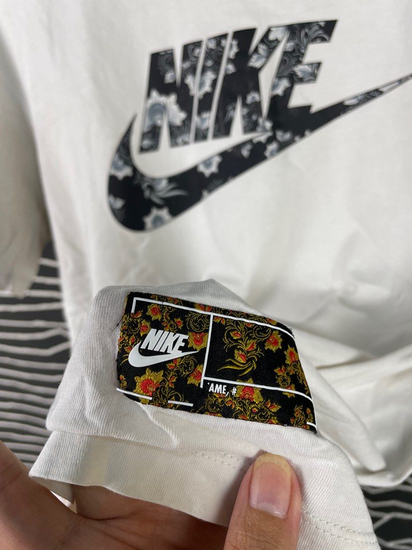 Nike store floral logo