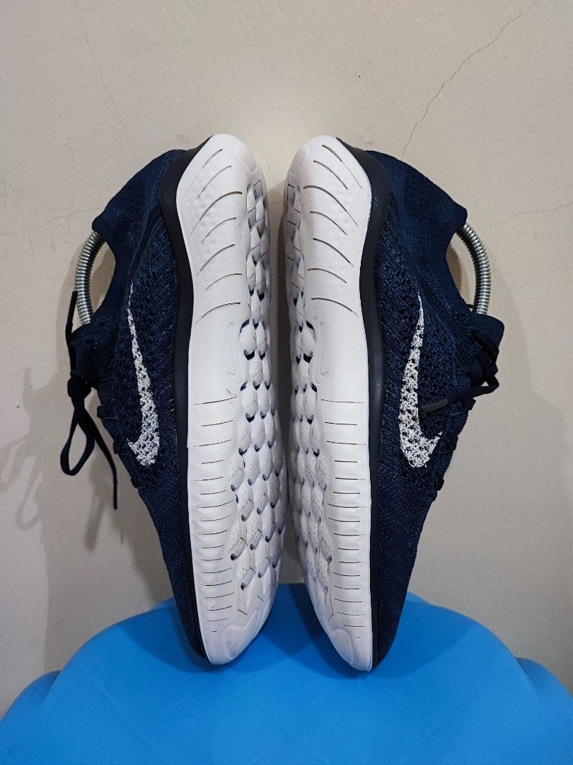 Free rn flyknit 2025 2018 college navy/squadron blue/white