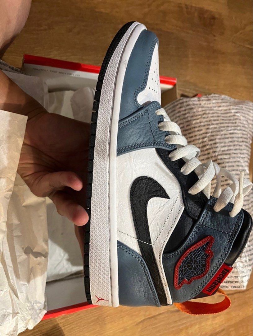 Air jordan online 1 mid fearless