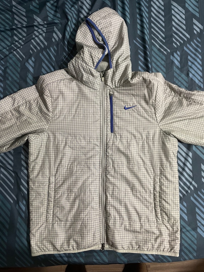 Nike reflective puffer jacket discount