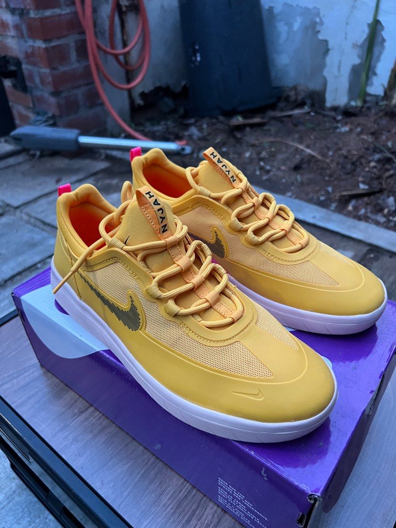 Nike sb nyjah yellow sales