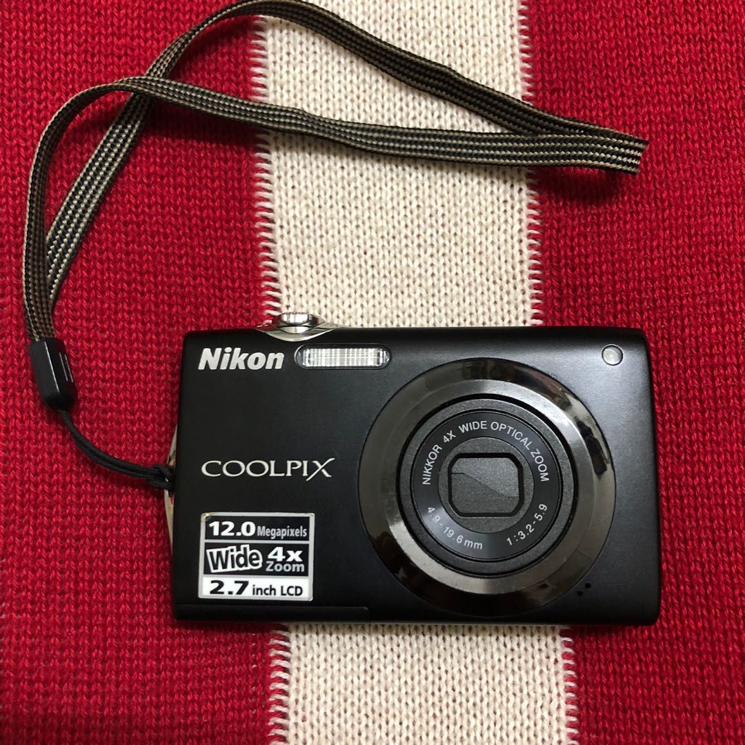 Nikon Coolpix S3000 Camera Digital CCD, Photography, Cameras on Carousell
