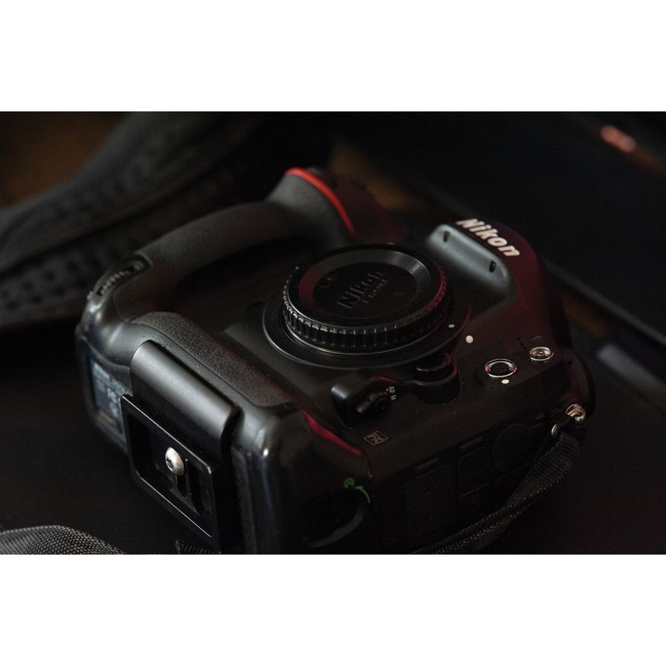Nikon D4 - Full Frame, Photography, Cameras on Carousell