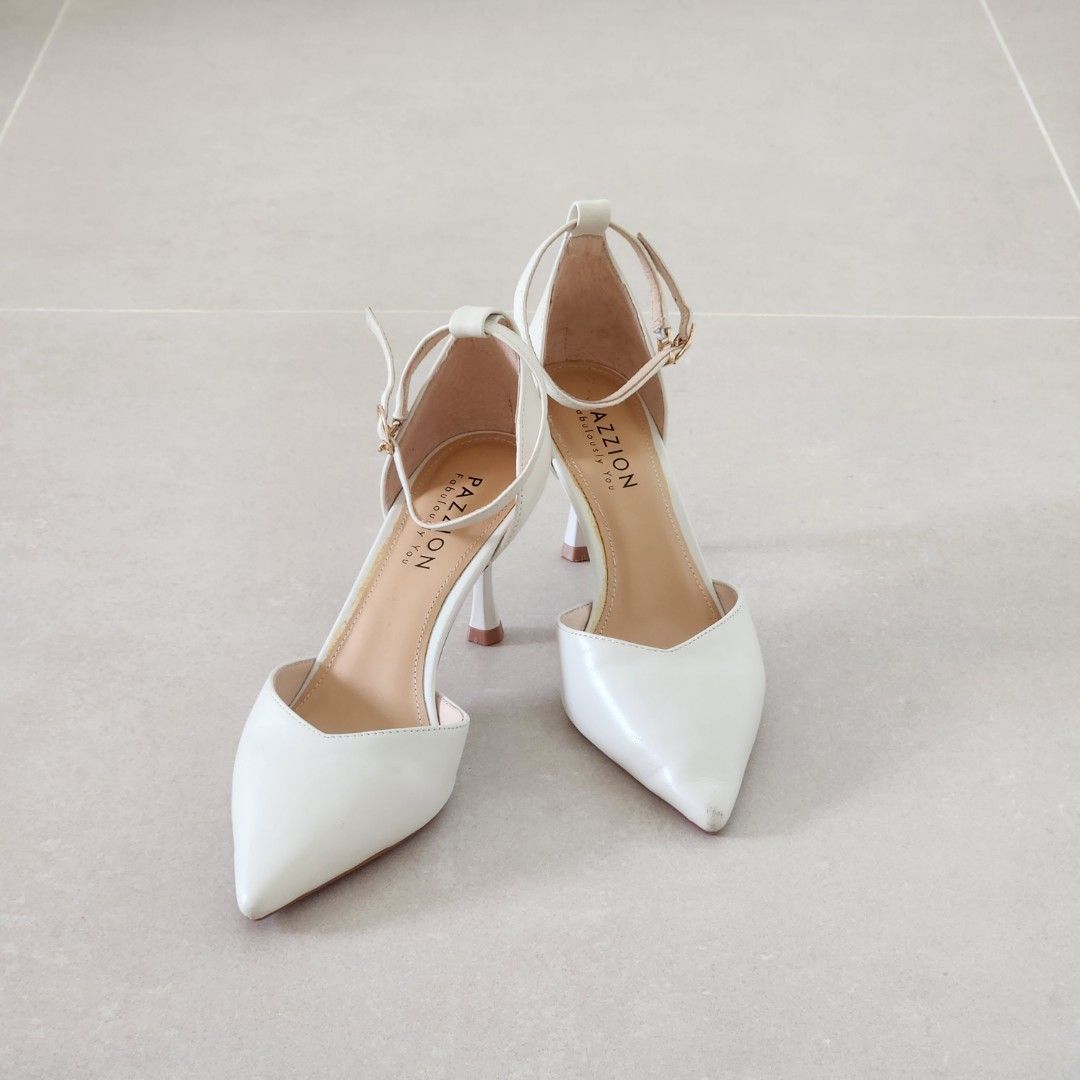 White sale pointed heels