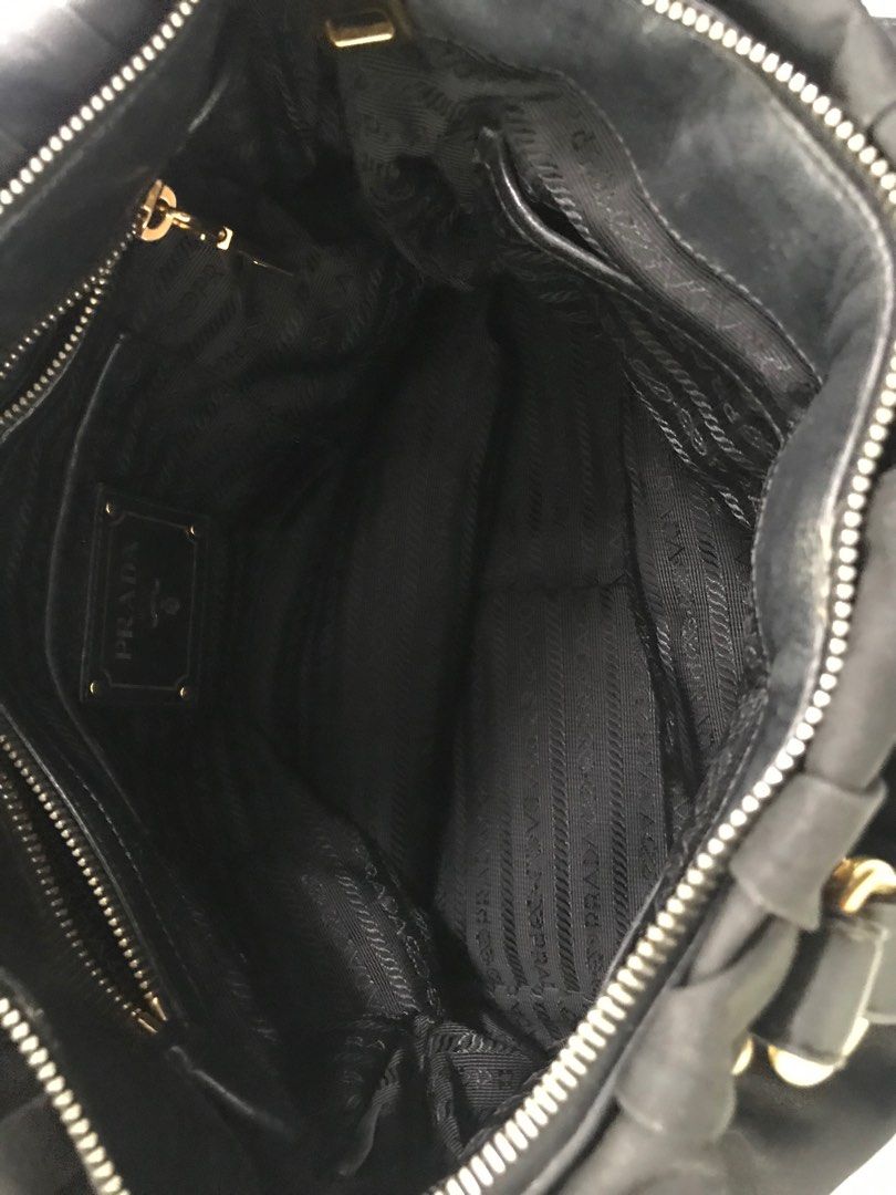 Prada 8833313 2025