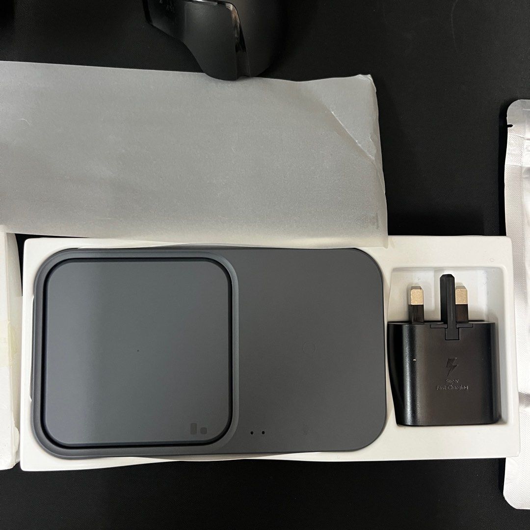 SAMSUNG Super Fast Wireless Charger Duo 15W (EP-P5400) (with Adapter ...