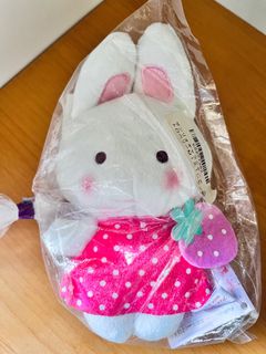 （分類：）位於 。 由 moineni 提交（商品編號 1260165572，圖片 1）。簡介： 。
