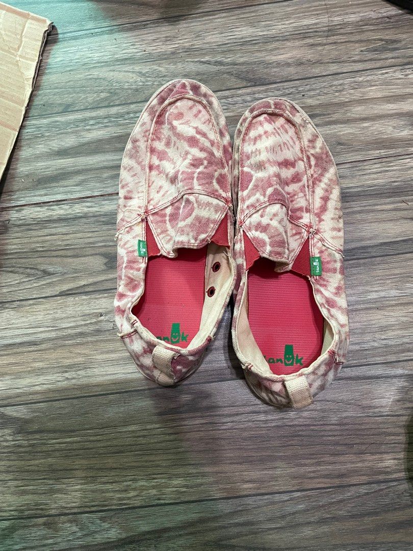 Sanuk, Shoes, Womens Sanuks