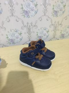 (Kategori: ) berada di . Dikirim oleh desish (ID iklan 1260265250, Gambar 1). Deskripsi: .