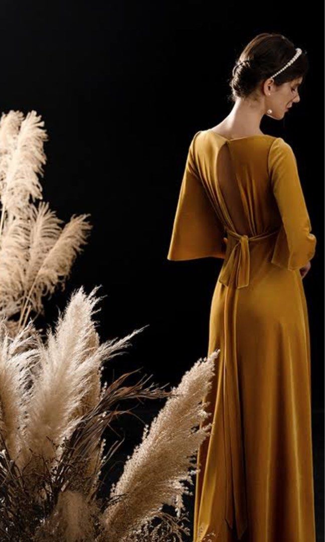 Shein matte gold formal dress, Women's Fashion, Dresses & Sets, Evening  dresses & gowns on Carousell