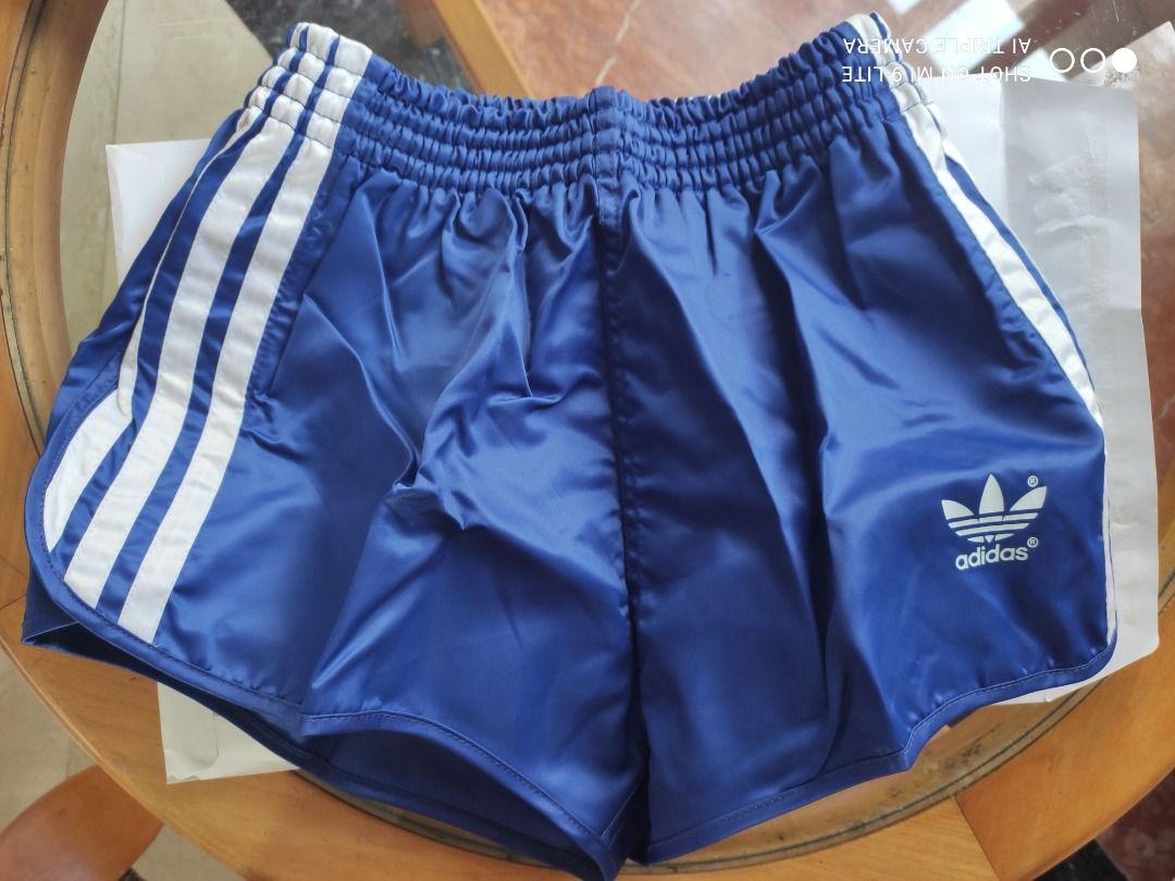 Glanz nylon shorts top