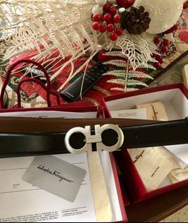 Leather belt Salvatore Ferragamo Black size 35 Inches in Leather - 15785468