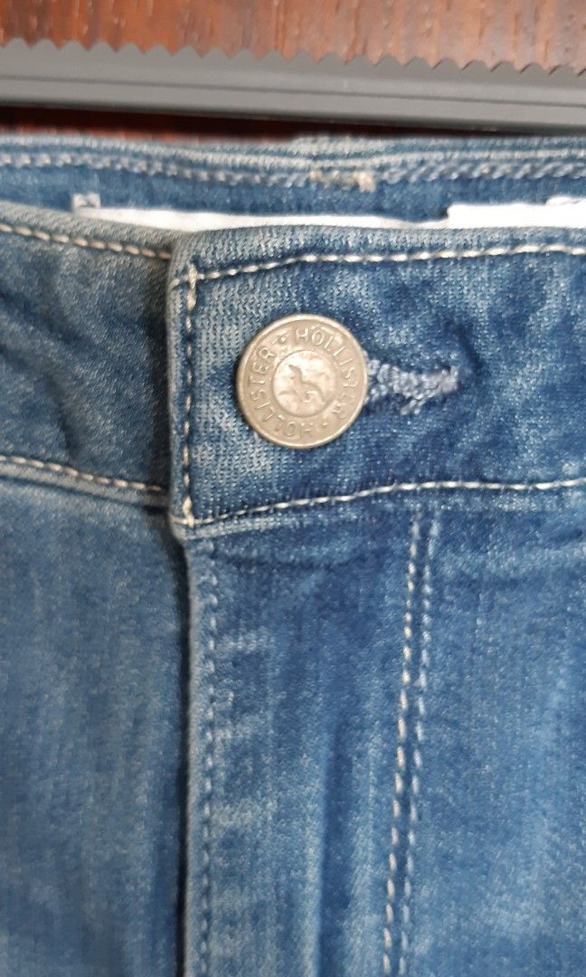 Hollister size 26 store
