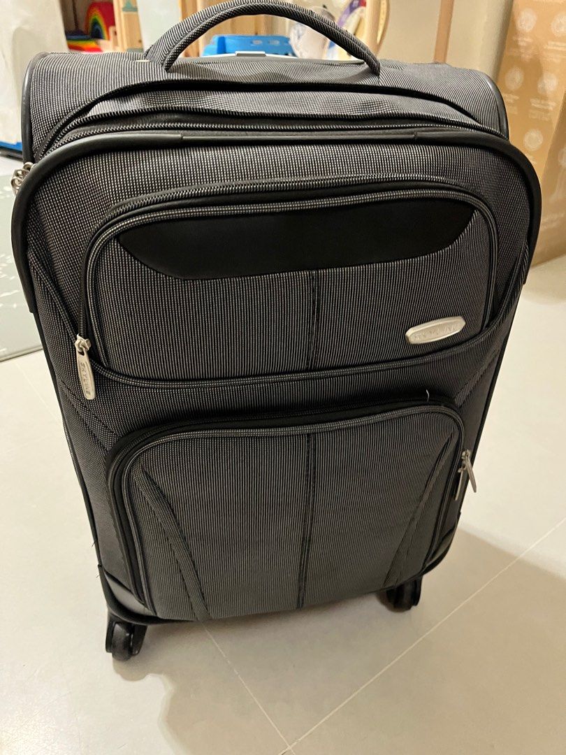 Skyline 21 inch carry on luggage, Hobbies & Toys, Travel, Luggage on Carousell