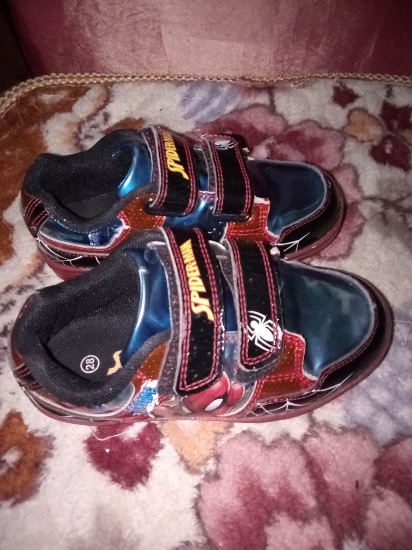 Spiderman baby shoes (Marvel) (Category: Babies & Kids Fashion) located in Manila. Submitted by plebi0808 (Listing ID 1260178943, Image 2). Description: Spiderman shoes for your baby boy. 100% original. Walang box kaya mura na lang pwede tawad hanggang 250 lang po. Size:28.