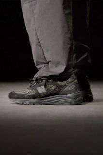 Stone Island New Balance 991v2