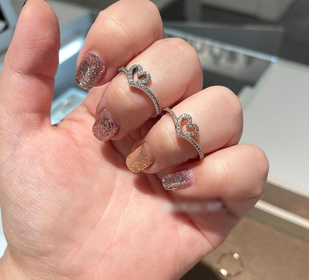 Heart wishbone ring top