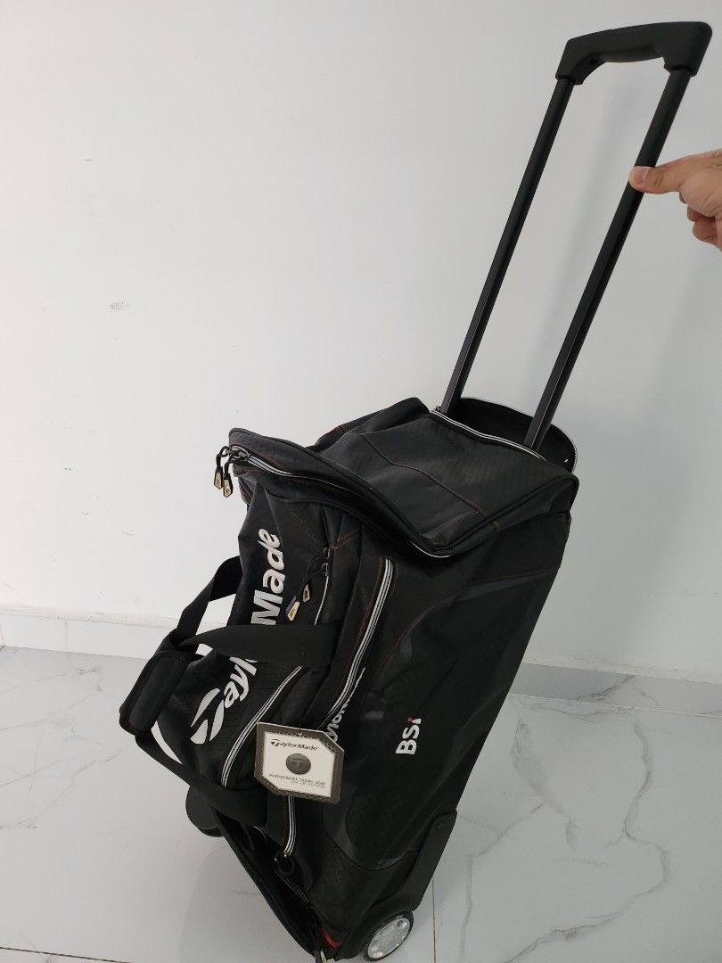 Taylormade Golf Duffle Trolley bag, Sports Equipment, Sports & Games