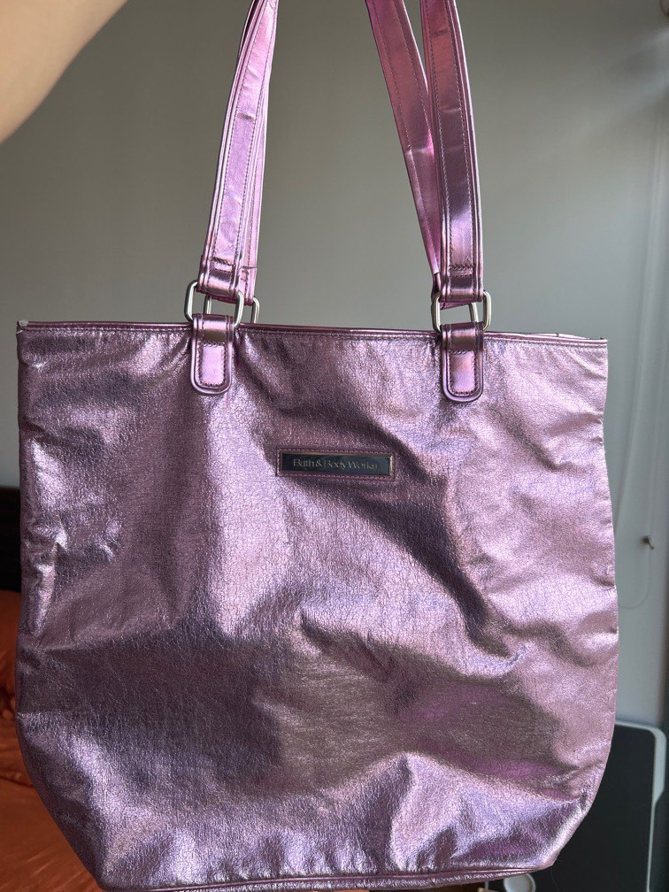 Tote bath hot sale and body works