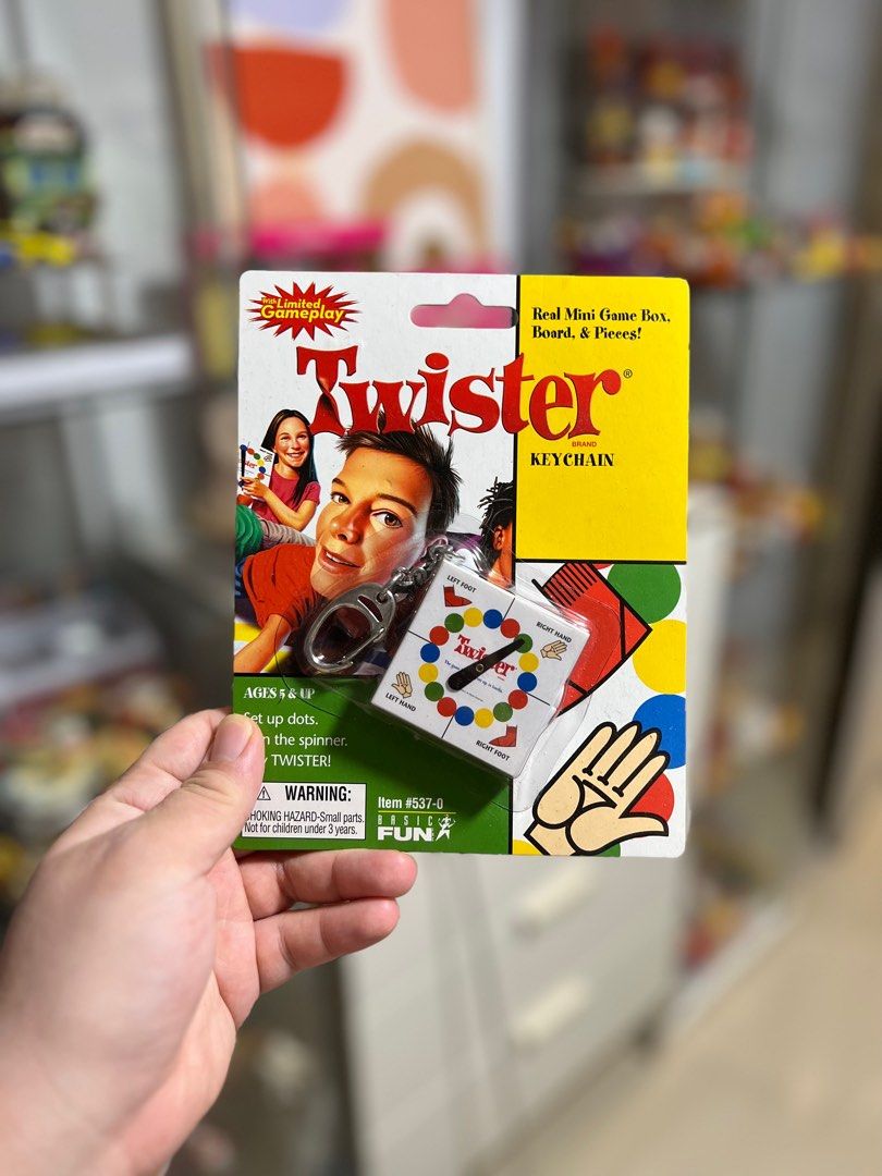 Twister mini keychain, Hobbies & Toys, Toys & Games on Carousell