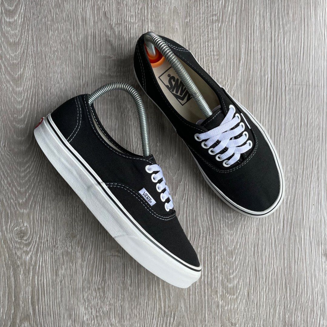 Vans authentic hotsell