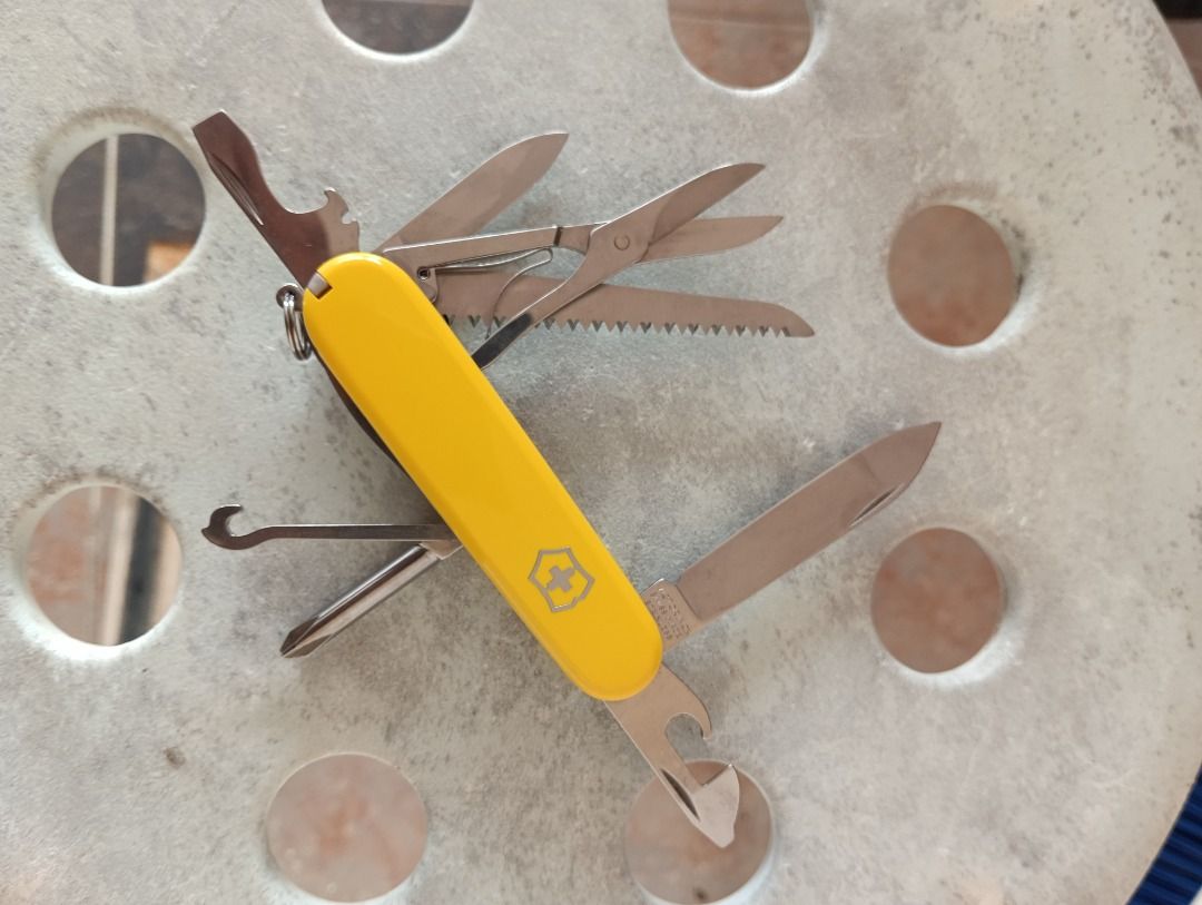 Victorinox decathlon cheap