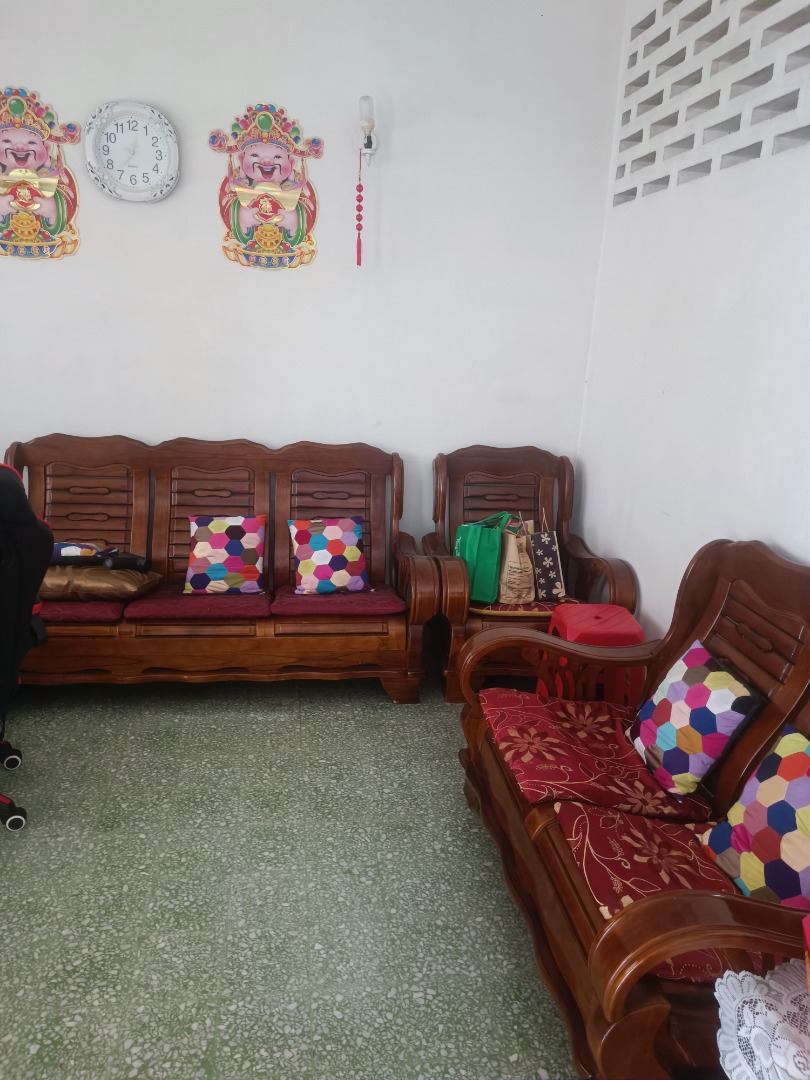 Second hand wooden shop sofa