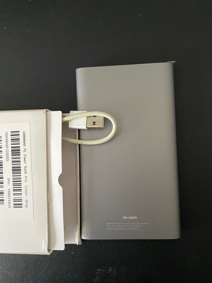 Xiaomi Portable charger 10000mAh, Mobile Phones & Gadgets, Mobile & Gadget Accessories, Chargers ...