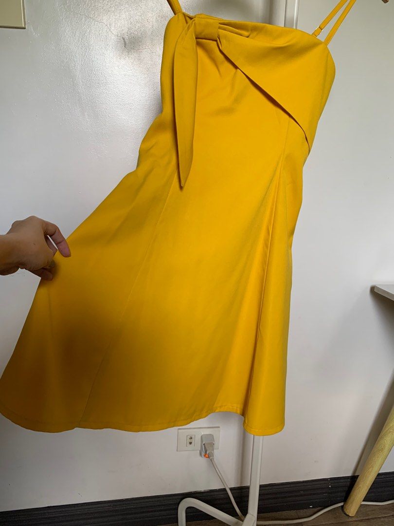 Yellow Dress (Category: Dresses) located in Caloocan City. Submitted by hellodeco (Listing ID 1260181845, Image 2). Description: Yellow Dress Size: Small Exact color at the last photo.