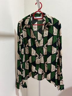 (Category: ) located in . Submitted by shopwithmiraaaa (Listing ID 1260265239, Image 1). Description: .