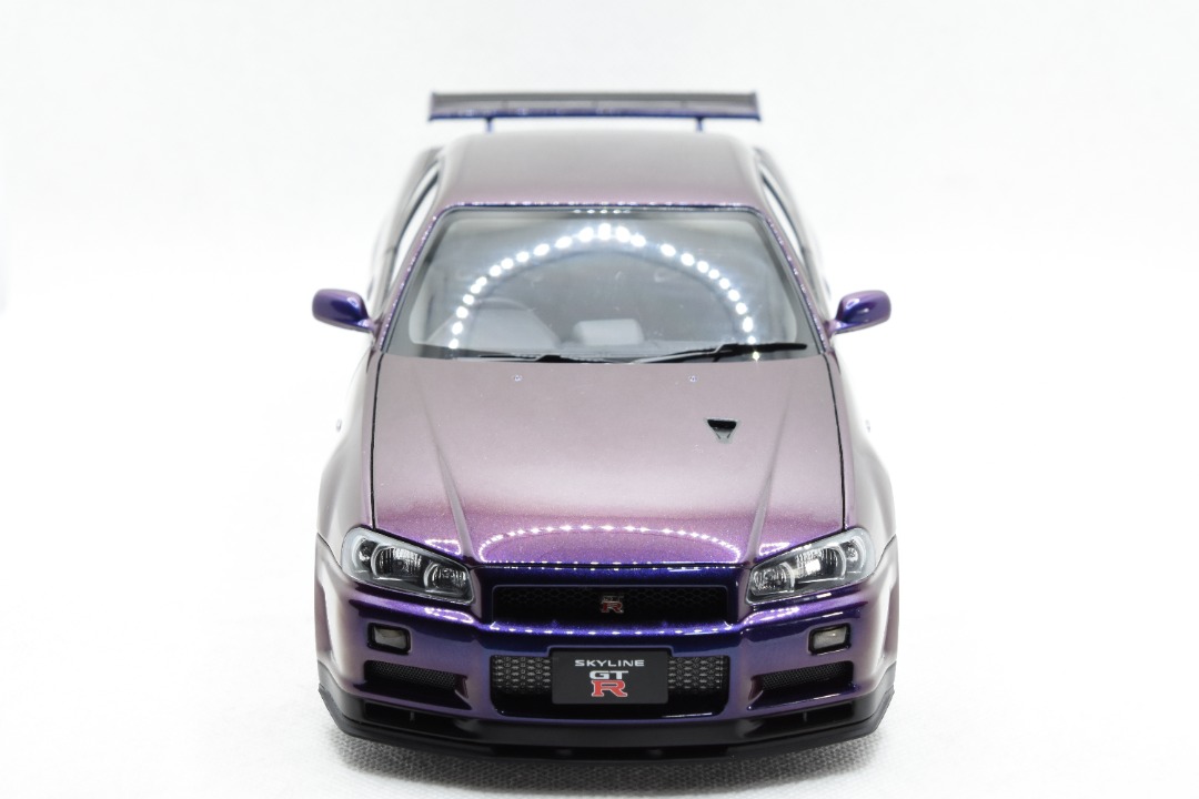 1:18 AUTOart Nissan GT-R R34 V Spec II, Hobbies & Toys, Memorabilia ...