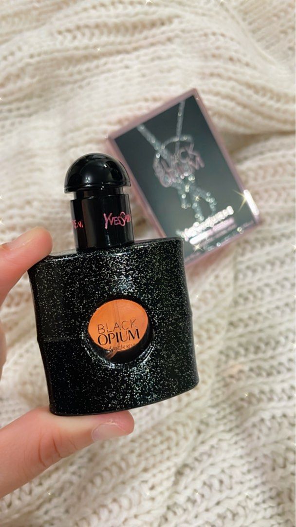 AUTHENTIC LOUIS VUITTON SPELL ON YOU TRAVEL SPRAY (7.5ML x2), Beauty &  Personal Care, Fragrance & Deodorants on Carousell