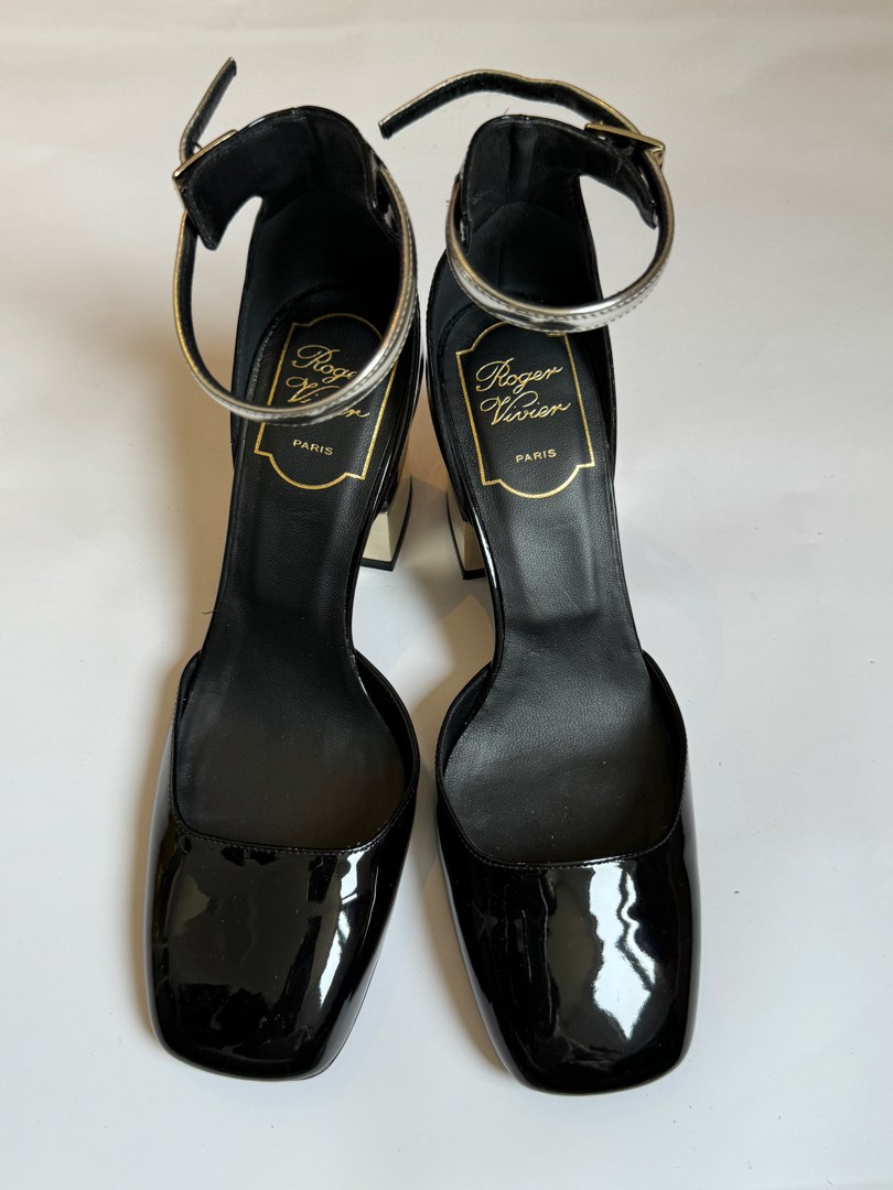 roger vivier black heels