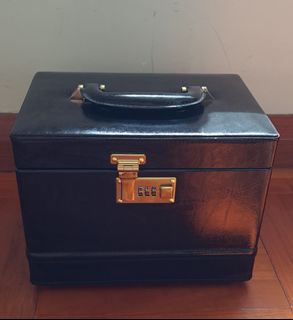 （分類：）位於 。 由 cxjoe 提交（商品編號 1260329351，圖片 1）。簡介： 。