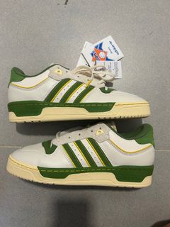 adidas Originals Delpala Happy Camping Sneakers in White for Men