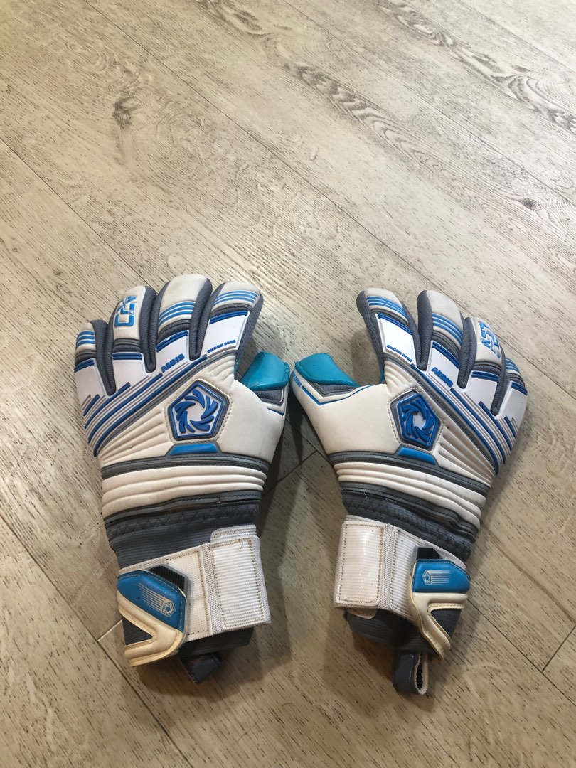 Apd discount goalkeeper gloves