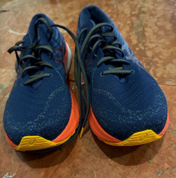 Asics kayano cheap flat feet