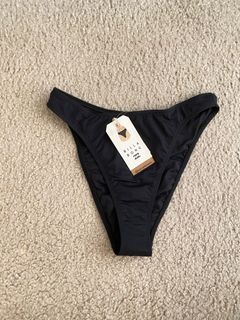 (Category: ) located in . Submitted by eliizebeth (Listing ID 1260317683, Image 1). Description: .